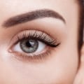 What type of lashes look good on hooded eyes?