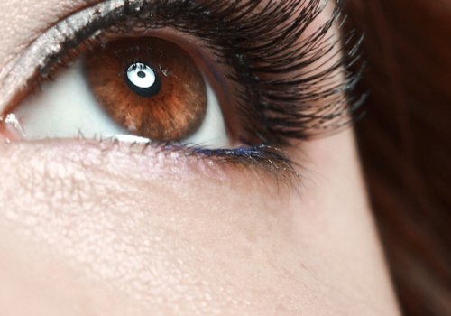 Why do so many girls wear fake eyelashes?