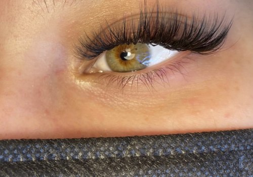 How much is a full set of eyelash extensions?
