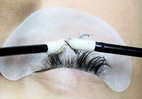 Does eyelash extension removal damage your lashes?